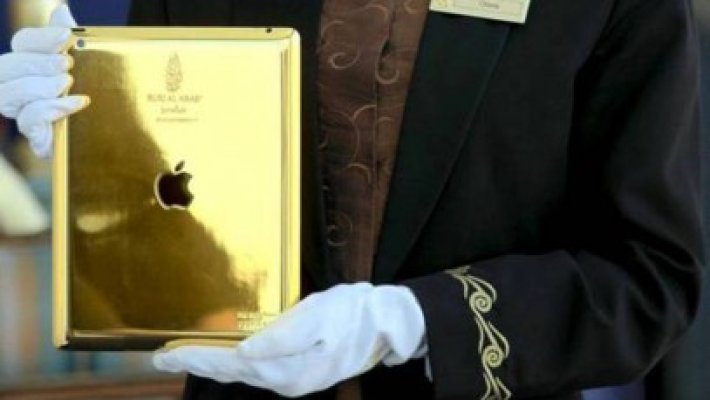 Hotelul care-ţi oferă la cazare un iPad de aur